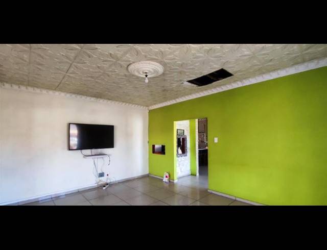 4 BEDROOM HOUSE FOR SALE IN BIRCH ACRES